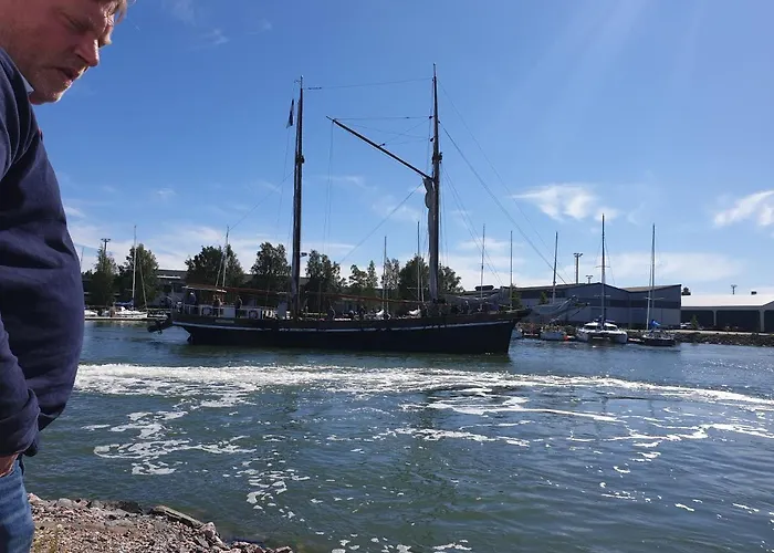 Helmi * Taalintehdas